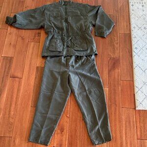 Women's Vintage Outbrook Army Green 100% Silk 2 Piece Jacket & Pants set Large